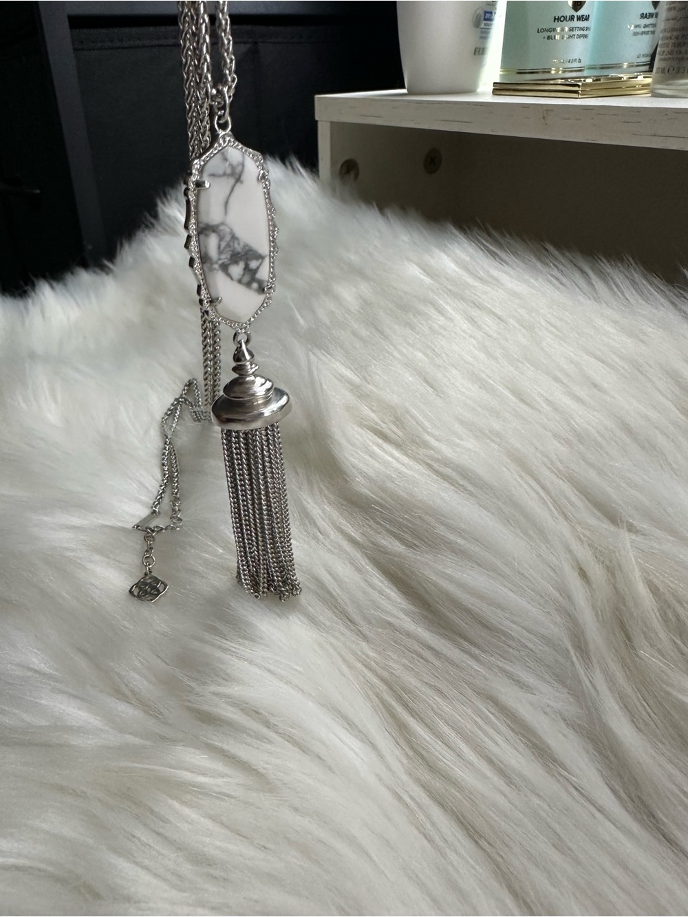 Kendra Scott white Howlite necklace